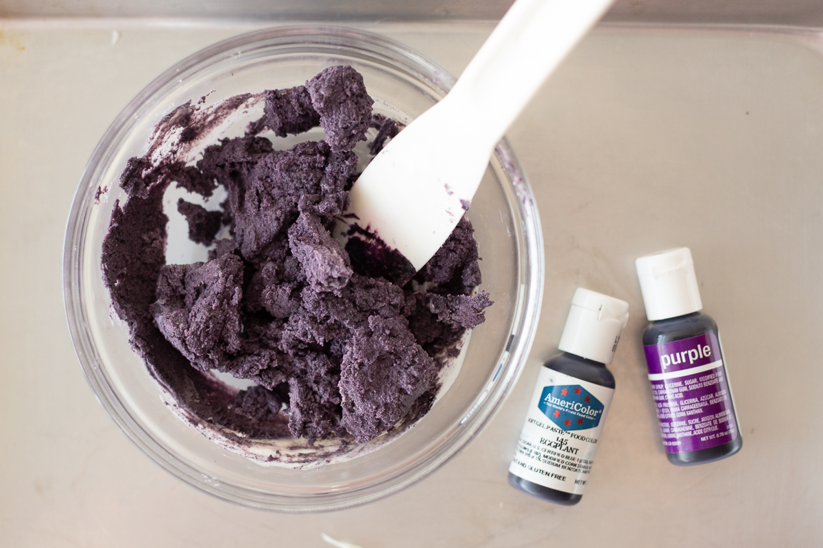 What you'll need to make purple food coloring?