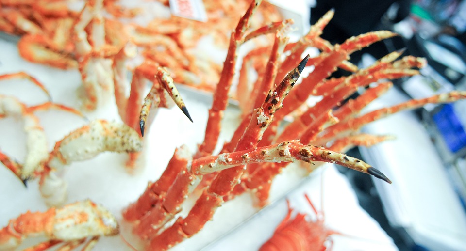 The ways on how to cook frozen crab legs